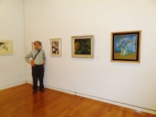 交流会　　石坂会員　自作の前で