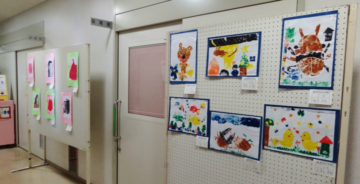 会場景　１階廊下