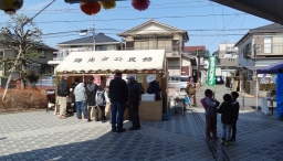 広場（テント模擬店）